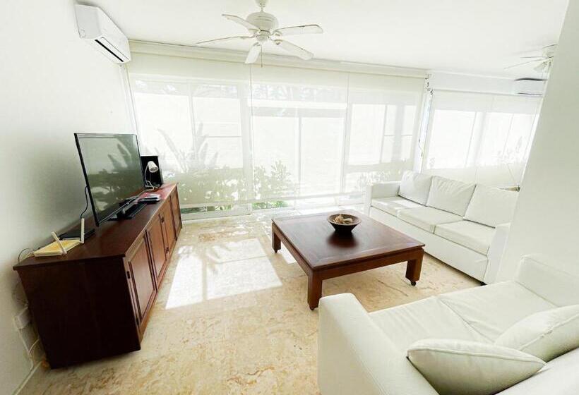آپارتمان 1 خوابه با چشم‌انداز استخر, Caribbean Galaxy Paradise Hotel Wifi Los Corales Bavaro Beach Club & Spa