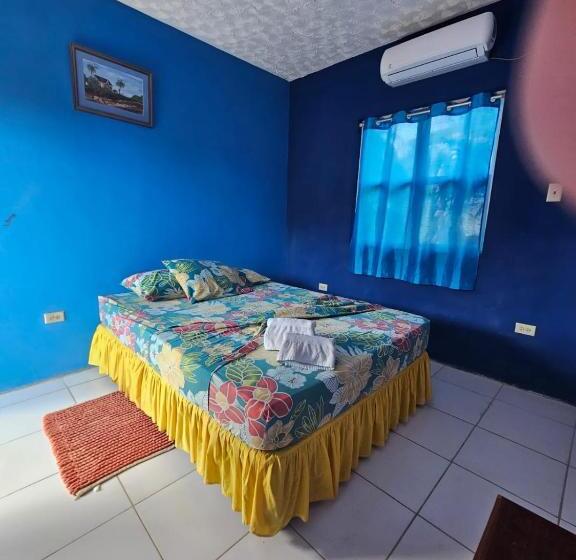 اتاق استاندارد با چشم‌انداز باغ, Fish Tobago Guesthouse Or Joy And Brandon Guesthouse