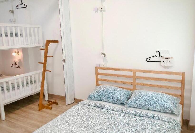 Четырехместный Номер Стандарт, Room Story Hostel