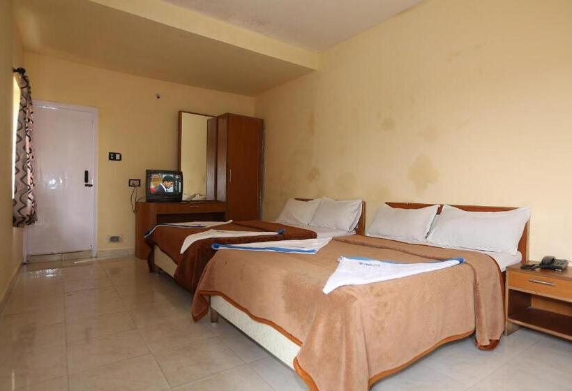 חדר סטנדרט לארבעה, Rainbowcottages