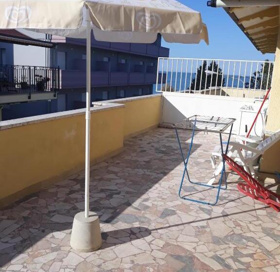 آپارتمان 1 خوابه, Casa Gialla
