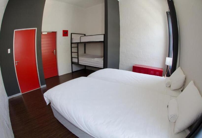 Семейный Номер, 91 Loop Boutique Hostel