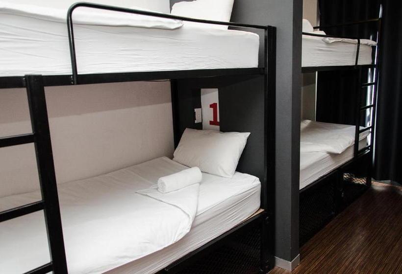 Кровать в Общей Комнате, 91 Loop Boutique Hostel