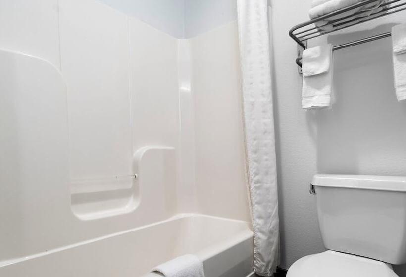 Номер Deluxe, Belmont Inn And Suites Tatum