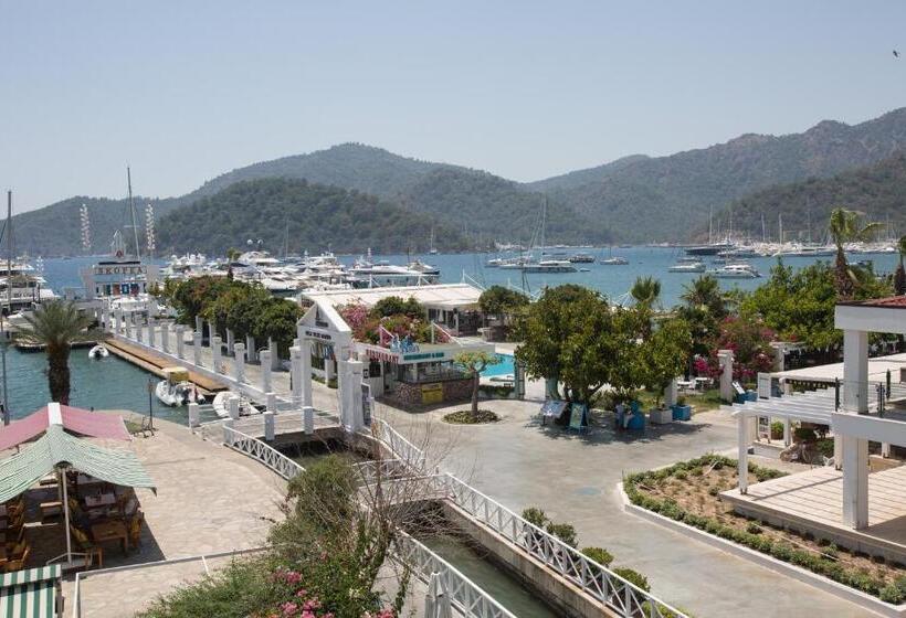 Четырехместный Номер Стандарт Вид на Море, Dedeminn Marina