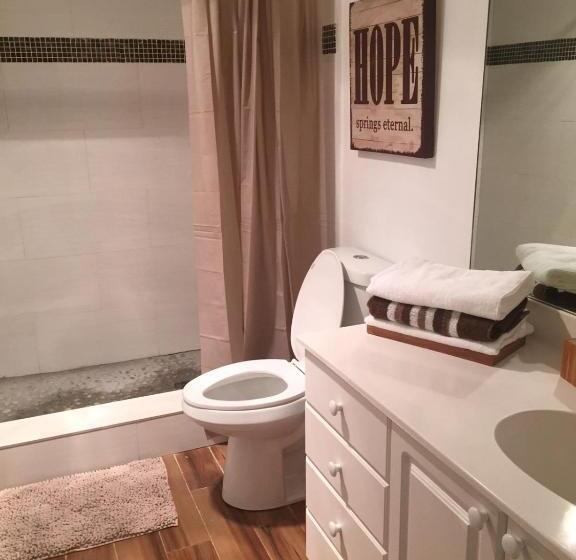 침실 3개 아파트, Sunny Isles Ocean Reserve Condo Apartments