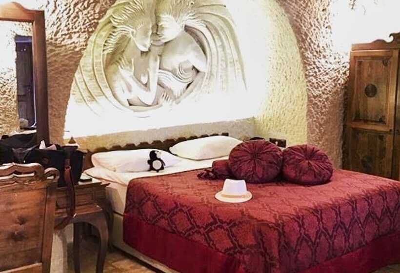سوئیت پرزیدنت, Phocas Cave Suites