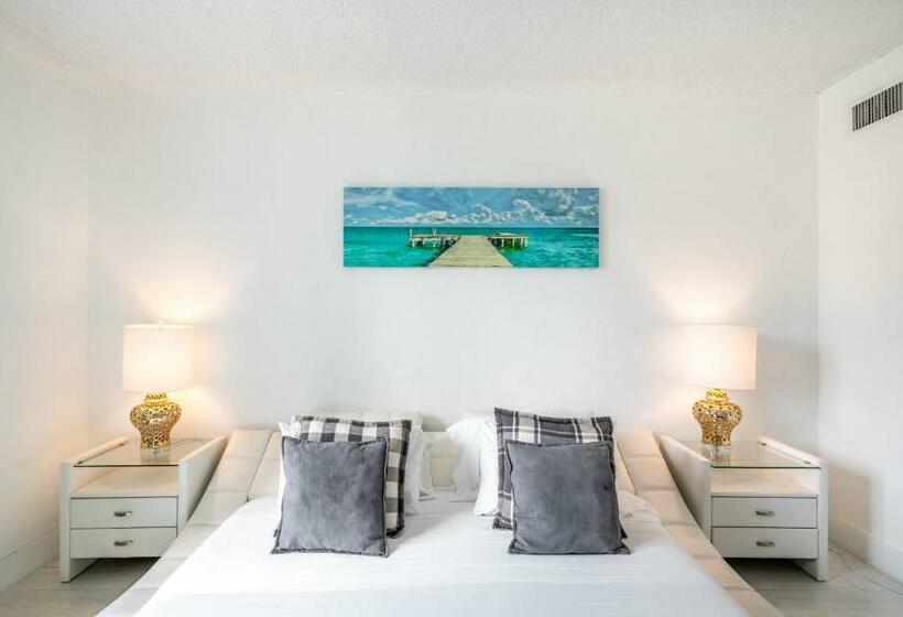 침실 3개 아파트, Sunny Isles Ocean Reserve Condo Apartments