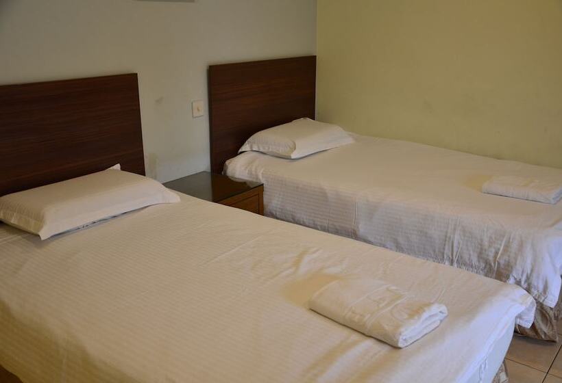 Номер Deluxe, Uptown Kajang