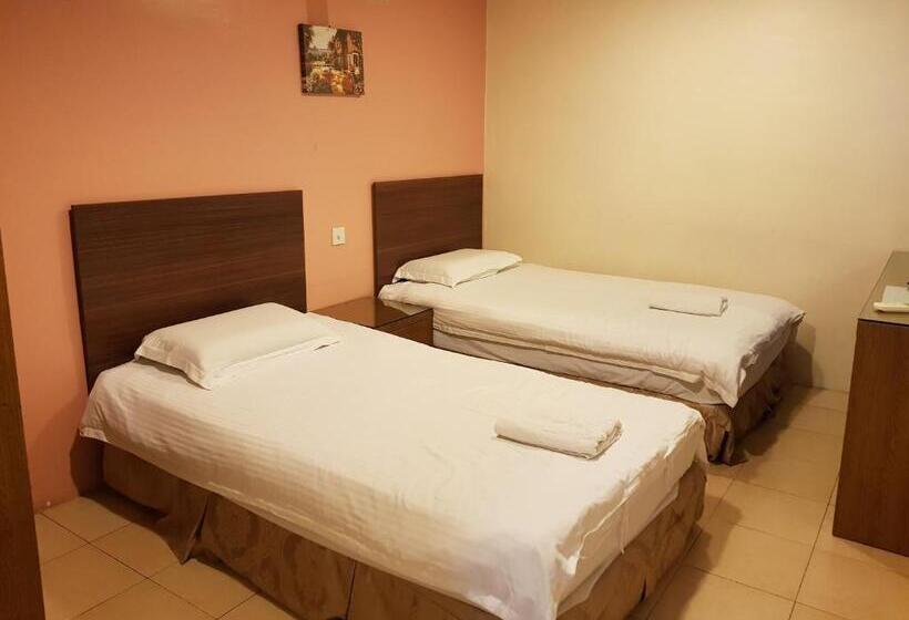Номер Economy, Uptown Kajang
