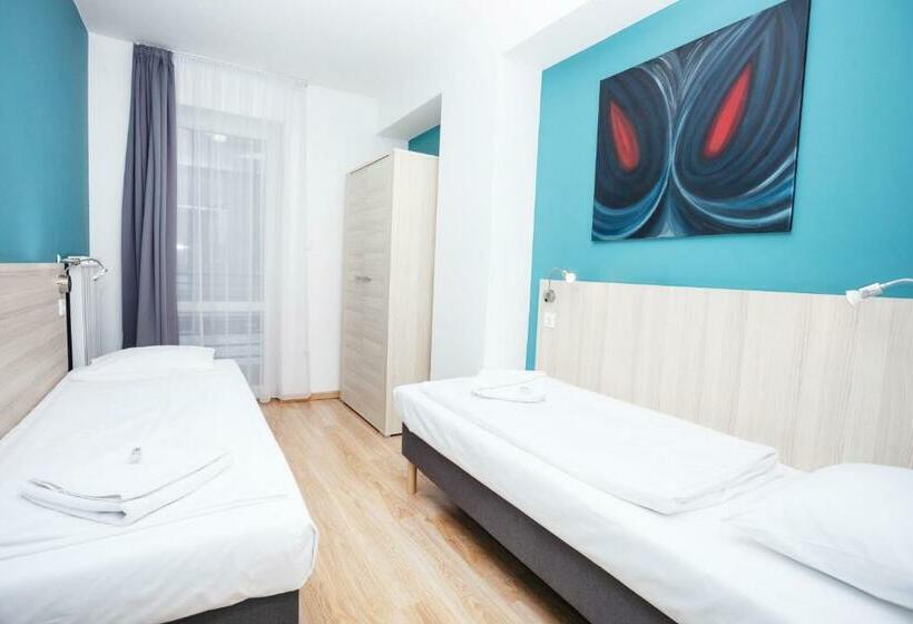 Апартаменты 2 Спальни, Maple Tree Budget Apartments