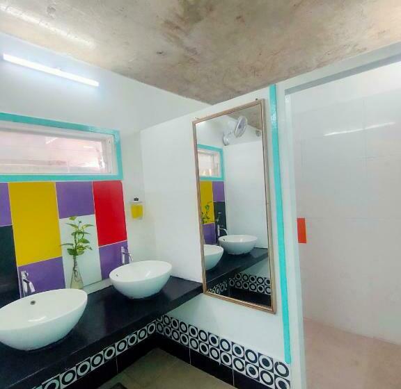 Cama em Quarto Compartilhado, Gili Beach Bum Hostel