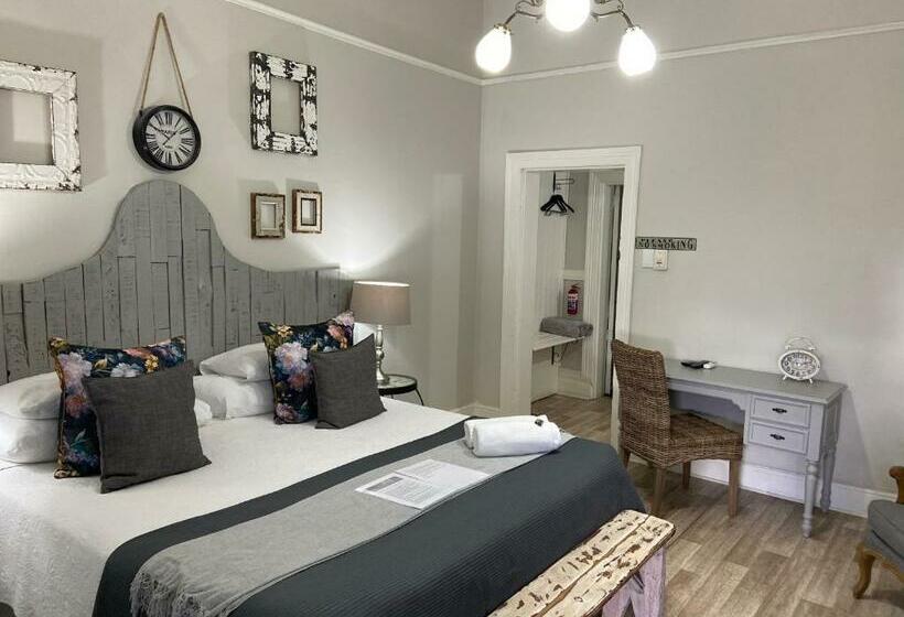Номер Стандарт, Cape Karoo Guesthouse