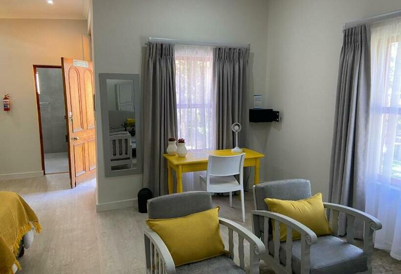 Номер Стандарт, Cape Karoo Guesthouse