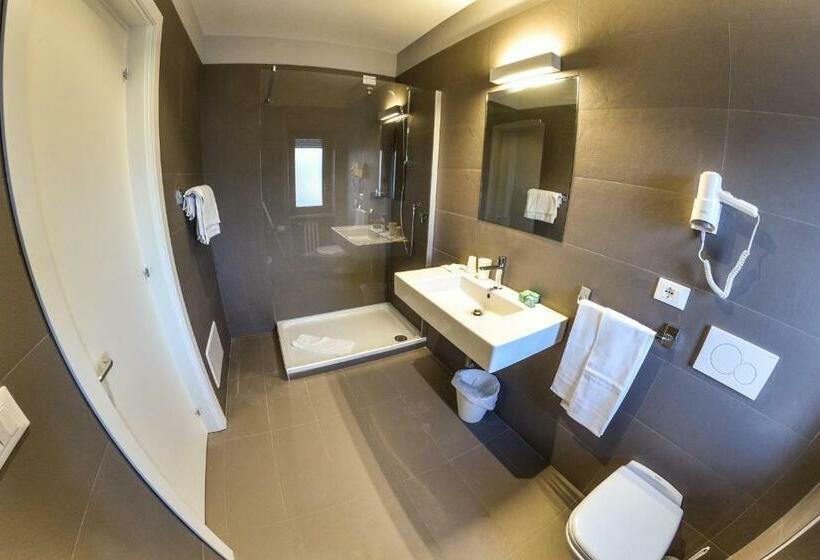 اتاق سوپریور, Grand Hotel Europa Rivisondoli Centro