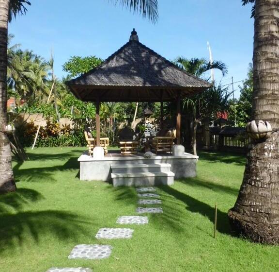 Трехместный Номер Superior, Aashaya Jasri Resort
