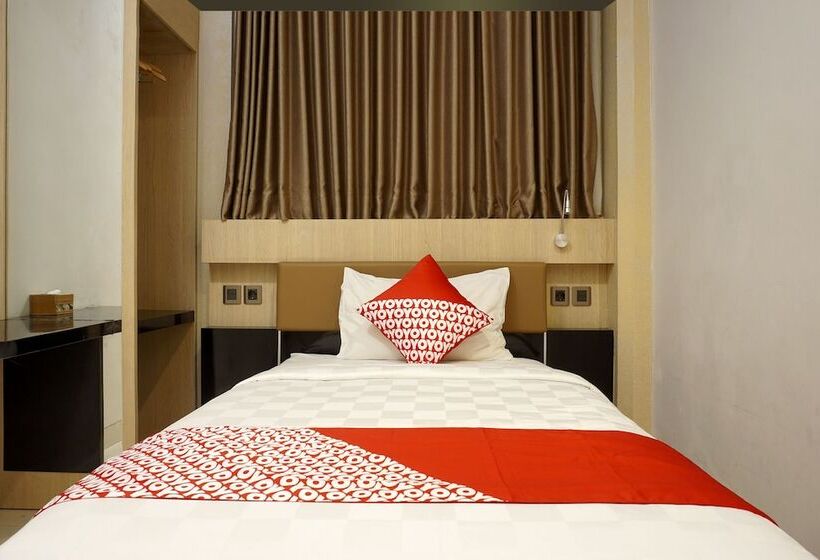 سوییت خانوادگی, Sans Hotel Grand Omah Sastro