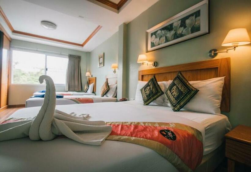 Четырехместный Номер Стандарт, Chilli Hotel&restaurant