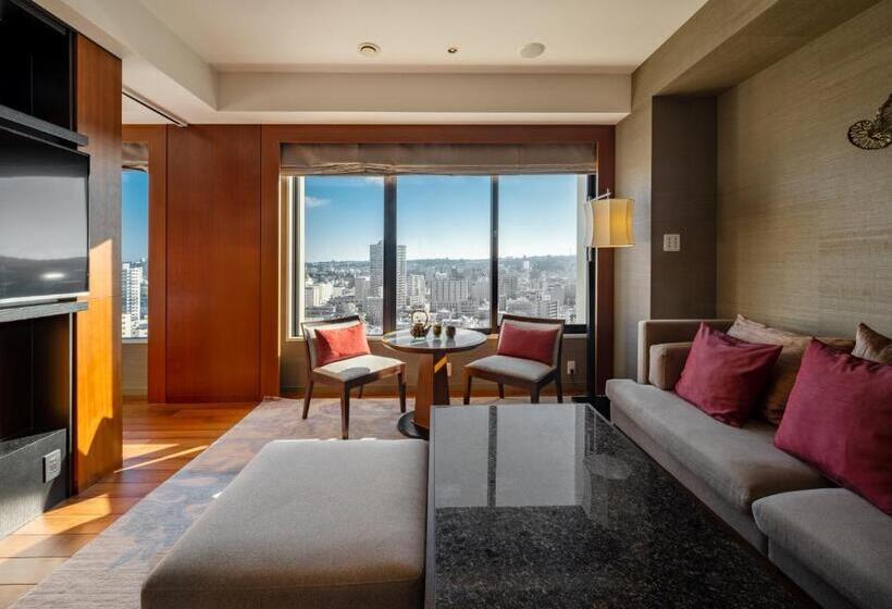 سوییت, Hyatt Regency Naha Okinawa