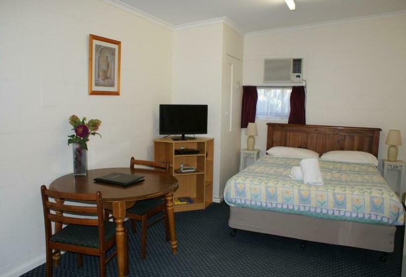스탠다드 스튜디오, Warrnambool Motel And Holiday Park