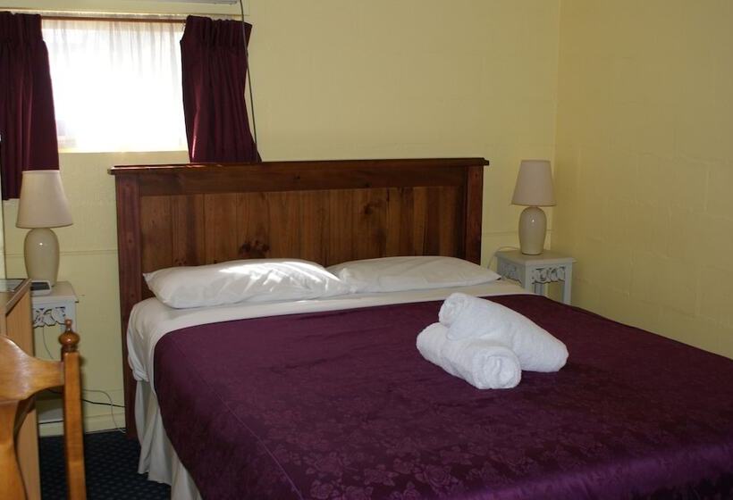 스탠다드 스튜디오, Warrnambool Motel And Holiday Park