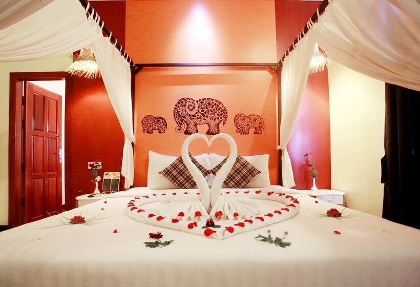 デラックスルーム, Central Indochine D Angkor