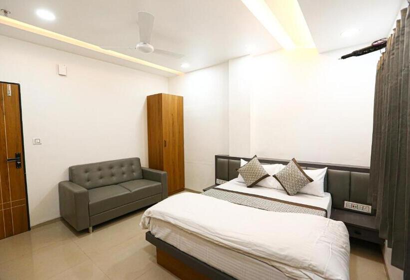 اتاق لوکس, Green Villa