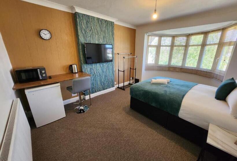 חדר סטנדרט, Solihull Shared House