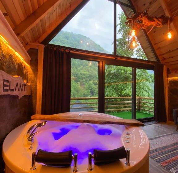 Семейный Номер Deluxe, Elamti Suıt Bungalov