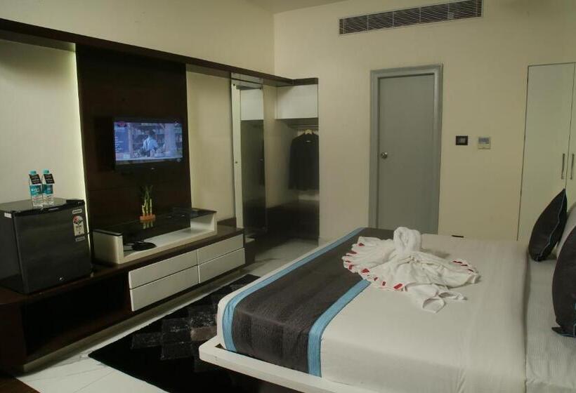 带大床的高级房间, Park Signature Hotels   Royal Benza