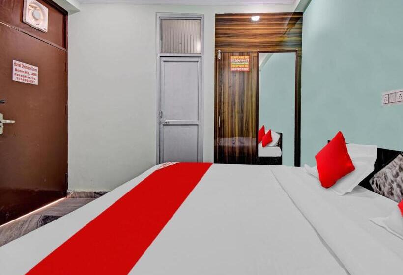 Трехместный Номер Классика, Oyo Flagship 81340  Diamond Inns