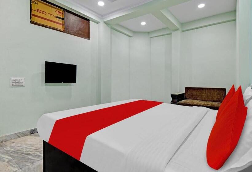 Трехместный Номер Классика, Oyo Flagship 81340  Diamond Inns