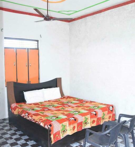 Трехместный Номер Классика, Spot On 81155 Tarun Guest House