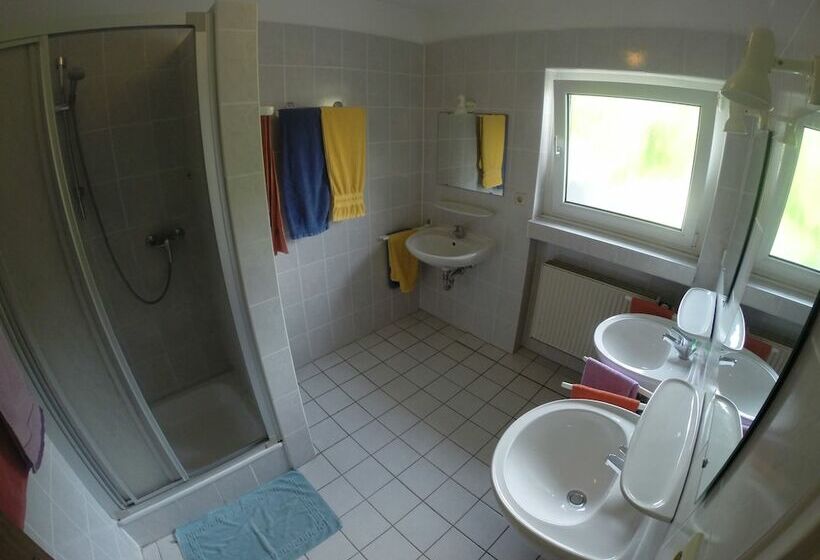 Апартаменты 3 Спальни, Apartmenthaus Somborn