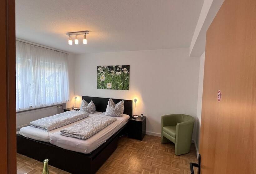 Апартаменты 3 Спальни, Apartmenthaus Somborn