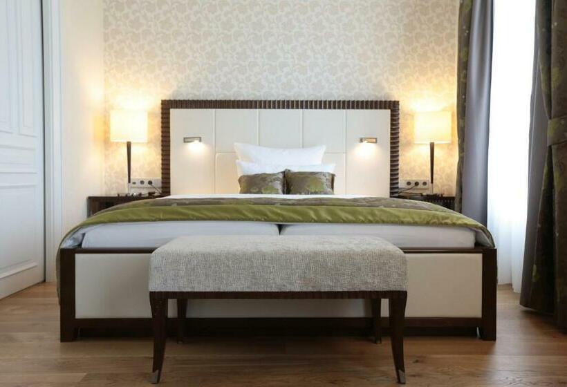Quarto Classe Business, Kleiner Rosengarten