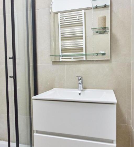 آپارتمان 1 خوابه با بالکن, Apartamente By Alz Infinity
