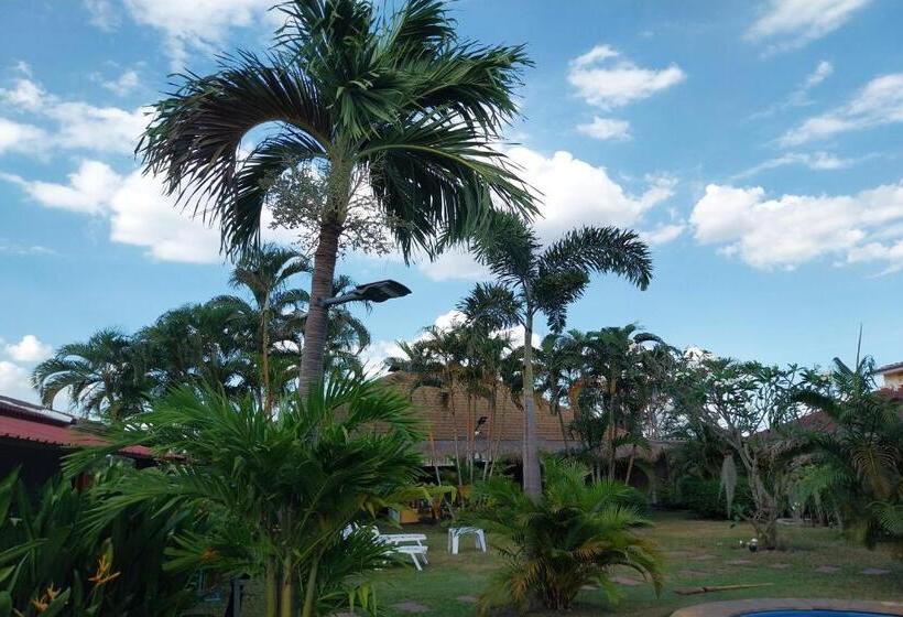 Бунгало Стандарт, Kanchira Resort