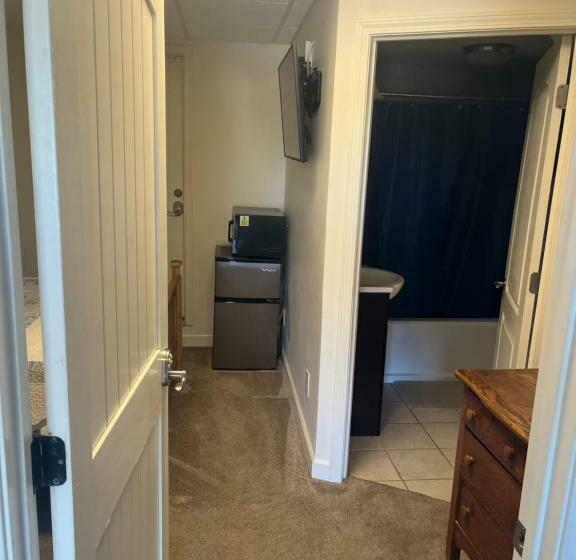 带1个卧室的公寓, Beautiful Room Just Waiting For You!