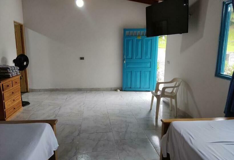 Семейный Номер, Hosteria Puerta Del Nus