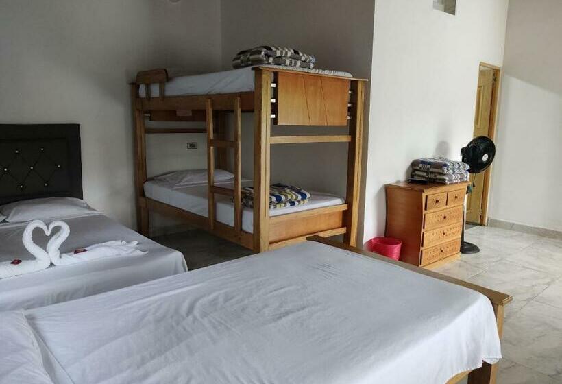 Семейный Номер, Hosteria Puerta Del Nus