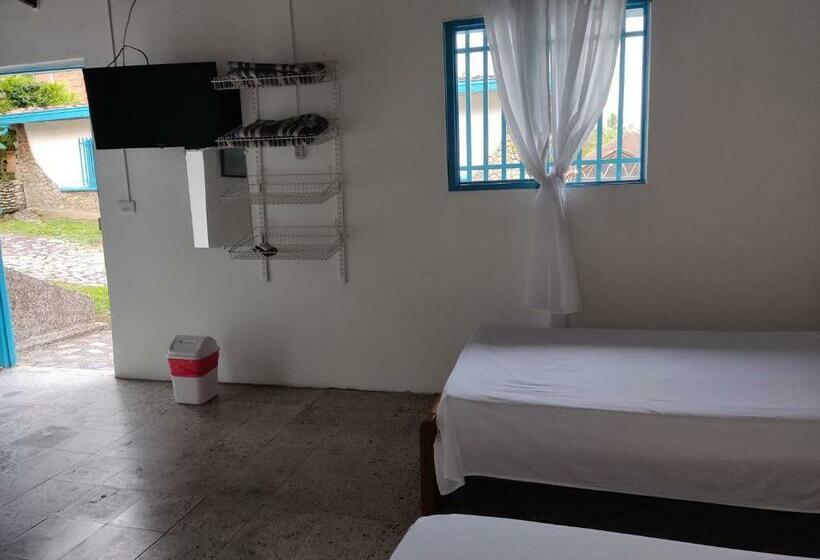 Номер Стандарт Трехместный, Hosteria Puerta Del Nus