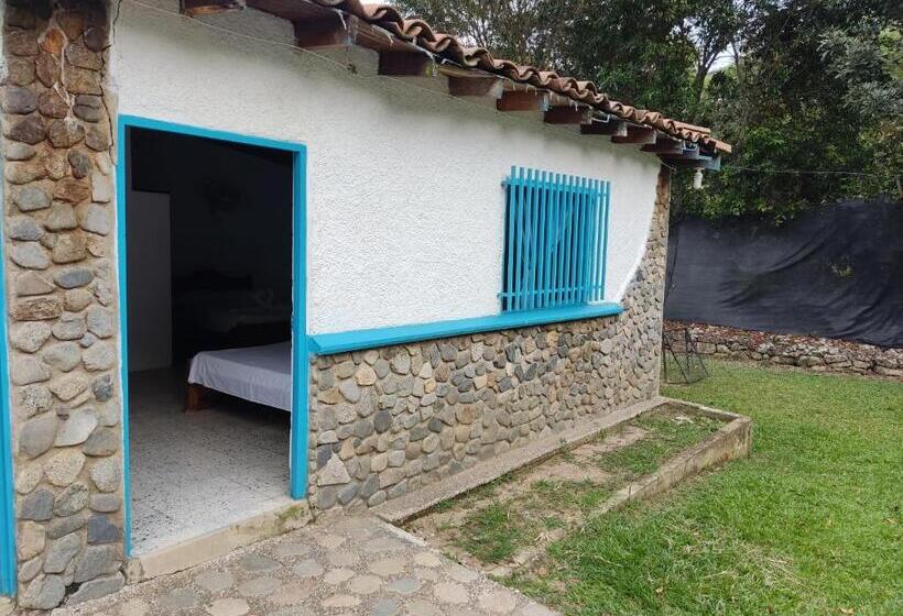 家庭间, Hosteria Puerta Del Nus