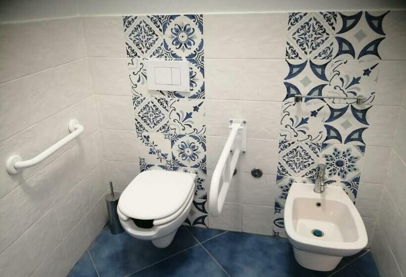 اتاق کلاسیک چهارنفره, La Giara