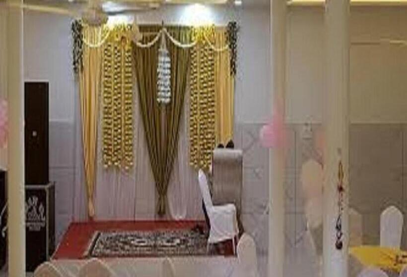 Quarto Superior, Ivy, Talwara