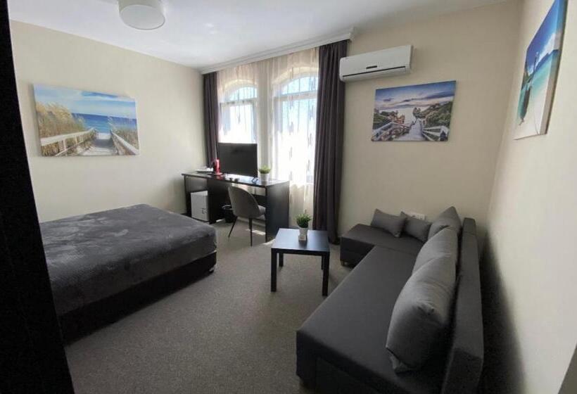 スイート, Family Hotel Stiva