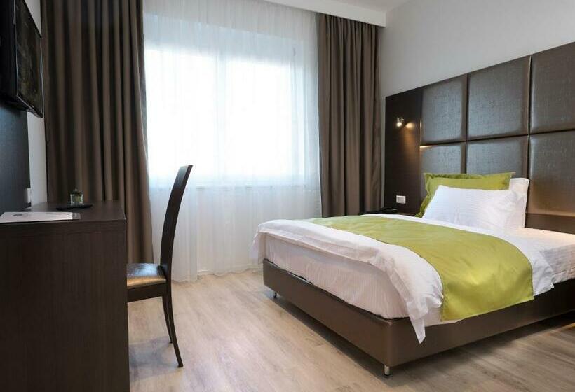 Номер Executive, Boutique Hotel Bellevue Rheinfelden / Basel