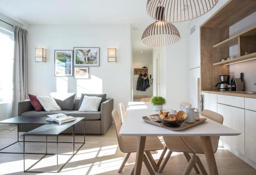 2 Bedroom Family Apartment with Views, Le Génépy   Appart Hôtel De Charme