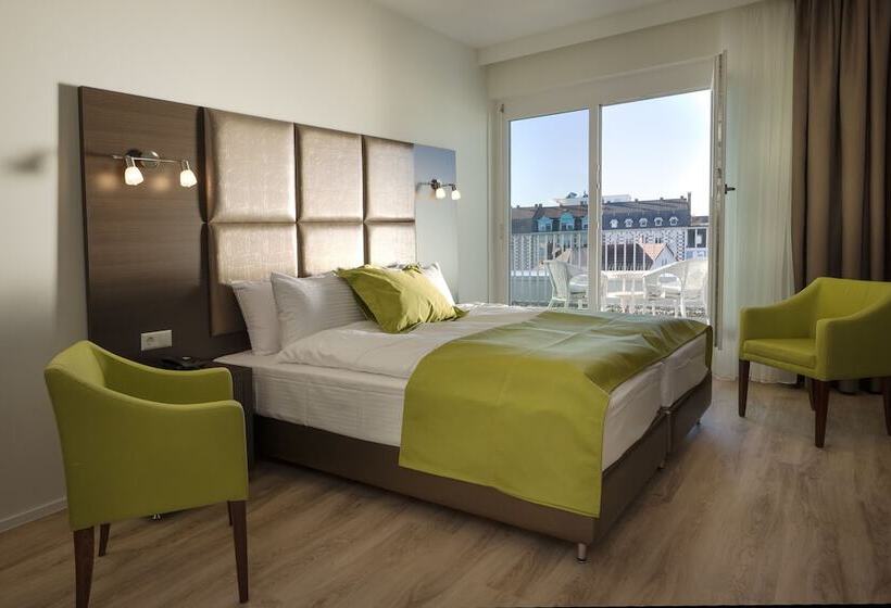 Номер Superior с Балконом, Boutique Hotel Bellevue Rheinfelden / Basel