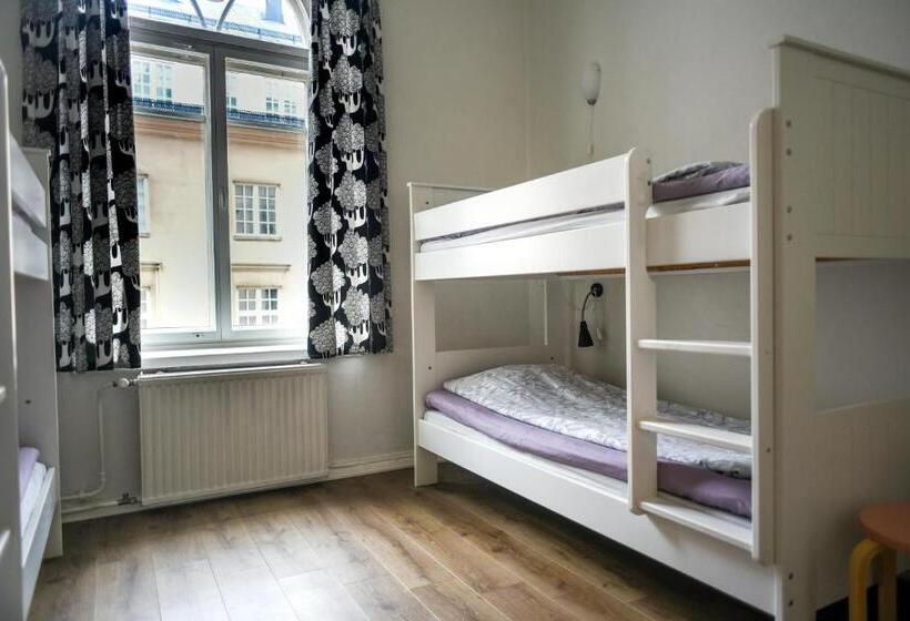 Кровать в Общей Комнате, Hostel Diana Park